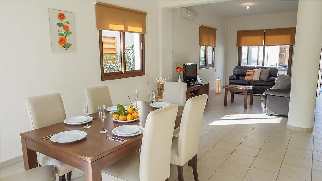 Rent Private Villa 061 Ayia Napa Cypern