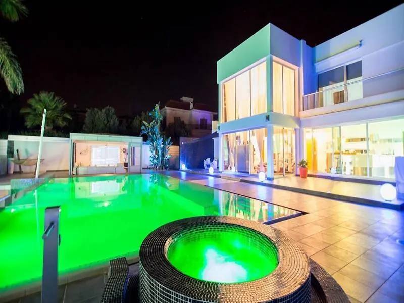 Rent Private Villa 061 Ayia Napa Cypern
