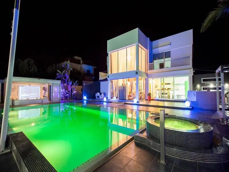 Rent Private Villa 061 Ayia Napa